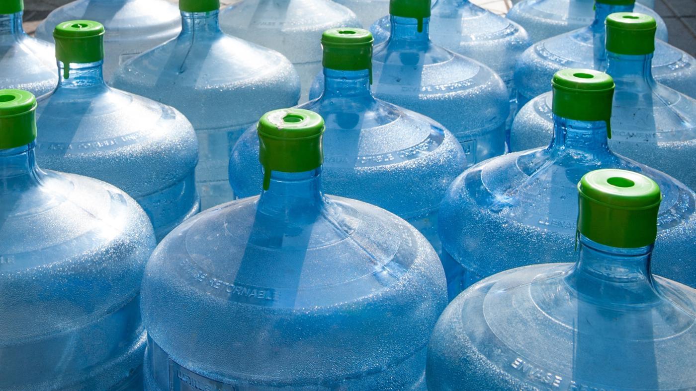 weight-1-gallon-water-a938bba411004352-weinberger-blog